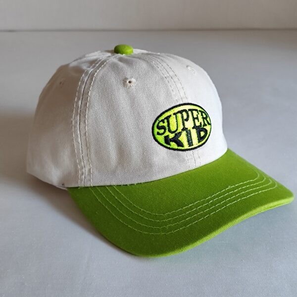 GORRA INFANTIL BORDADA “SUPER KID”. MAC BEEN - Imagen 2