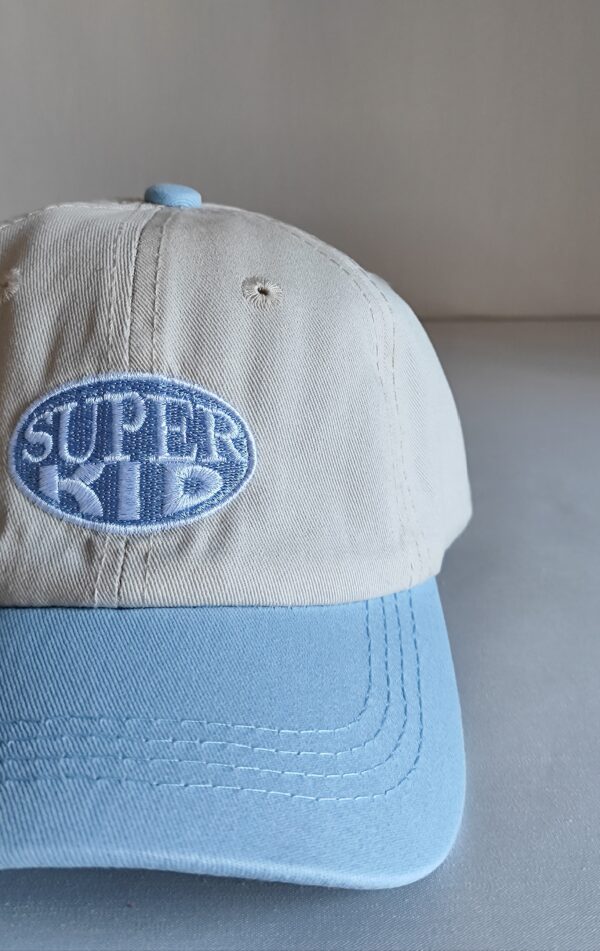 GORRA INFANTIL BORDADA “SUPER KID”. MAC BEEN - Imagen 3