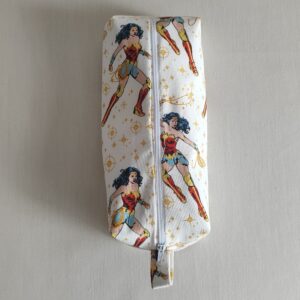 Estuche hecho a mano Wonder Woman