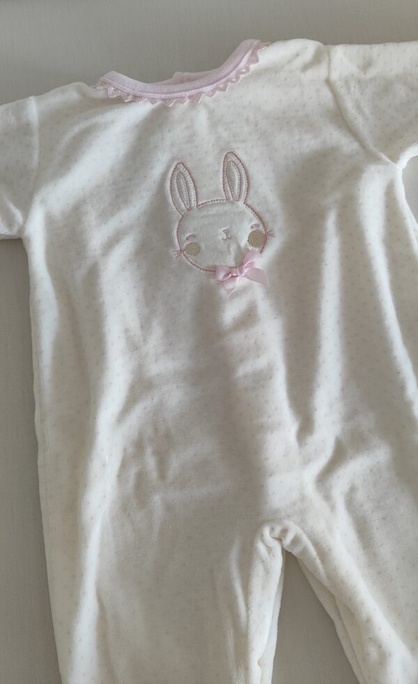 Pijama de puntitos rosas. - Imagen 3