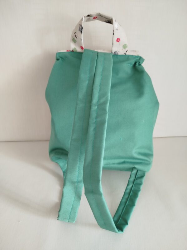 Mochila artesanal para guardería o colegio tortugas - Imagen 3