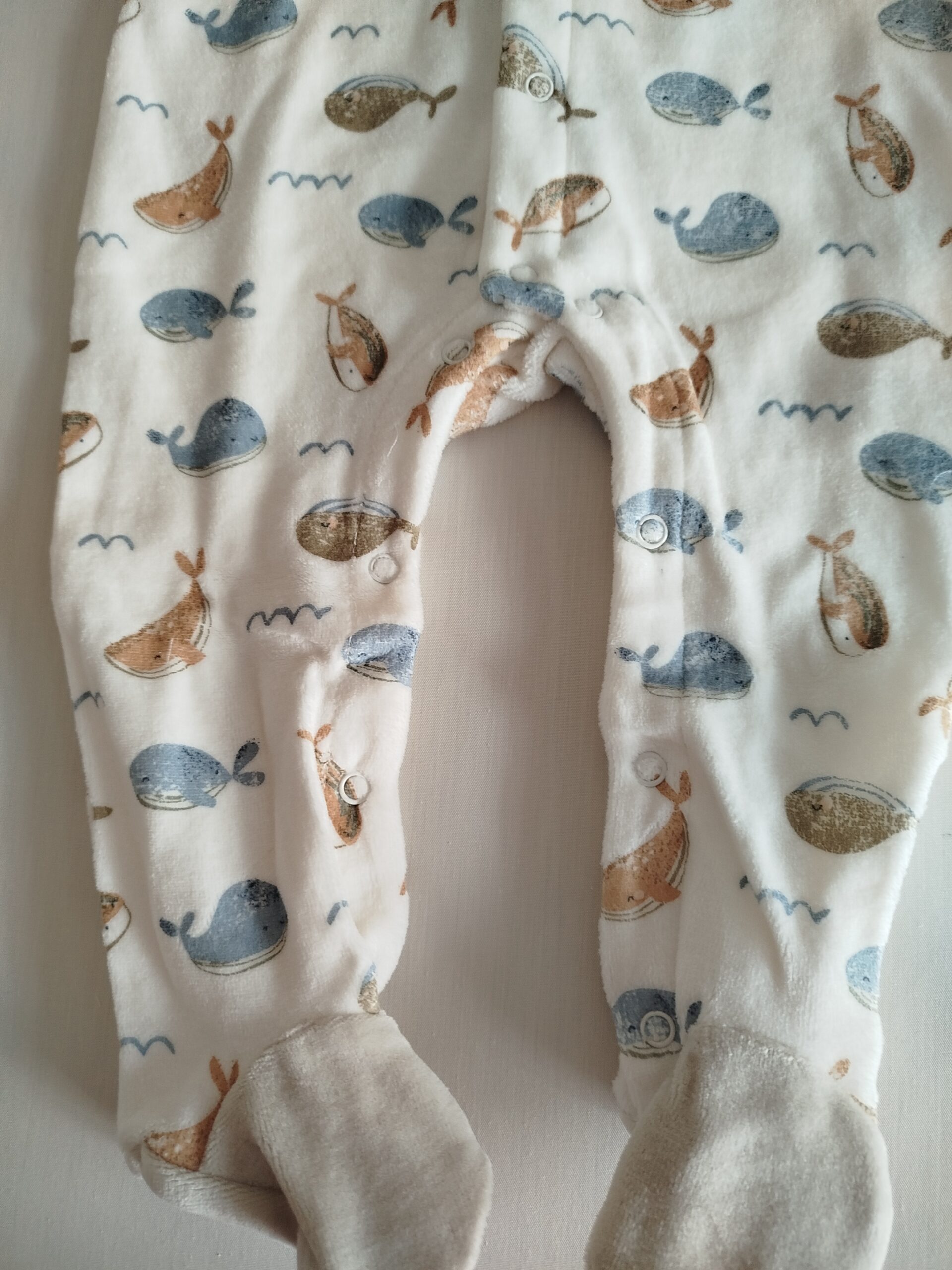 Pijama de invierno para bebé ballenas yatsi - Imagen 3