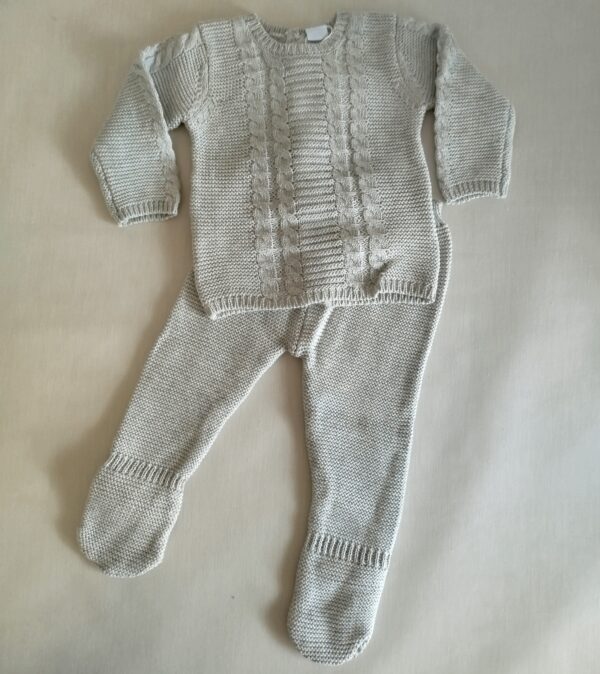 Conjunto de dos piezas en gris
