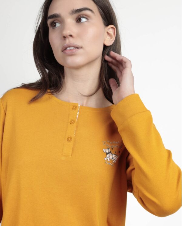 ADMAS Pijama Manga Larga Tapeta Lou Lou Returns para Mujer MOSTAZA - Imagen 3
