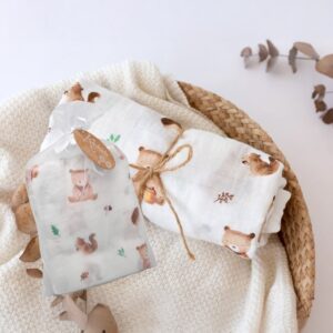Muselina bebé bambú 120 x 120 osito salvia Kiokids